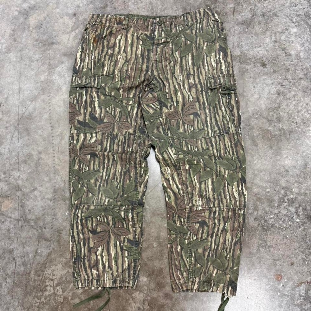 Vintage 90s Military Issued Realtree Camo Distressed Combat Cargo Pants 36x29